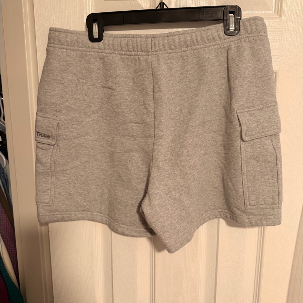 Aritzia TNA Gray Athletic Shorts - Picture 7 of 10